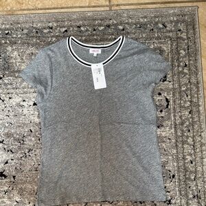 Gray Short Sleeve T-Shirt with Contrast Collar